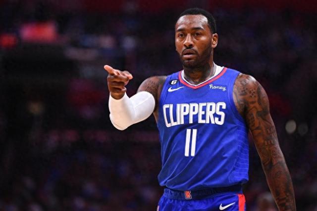 胡金秋27+13赵岩昊21分 广厦终结青岛4连胜